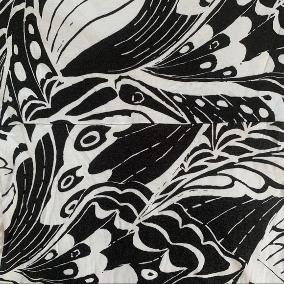 Express Sexy Basic Tee Size Large - Picture 7 of 8